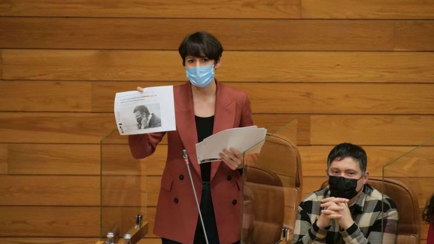 Pontón golpea a Feijóo con la hemeroteca: los 23 titulares en los que el presidente culpa a otros de los males de Galicia