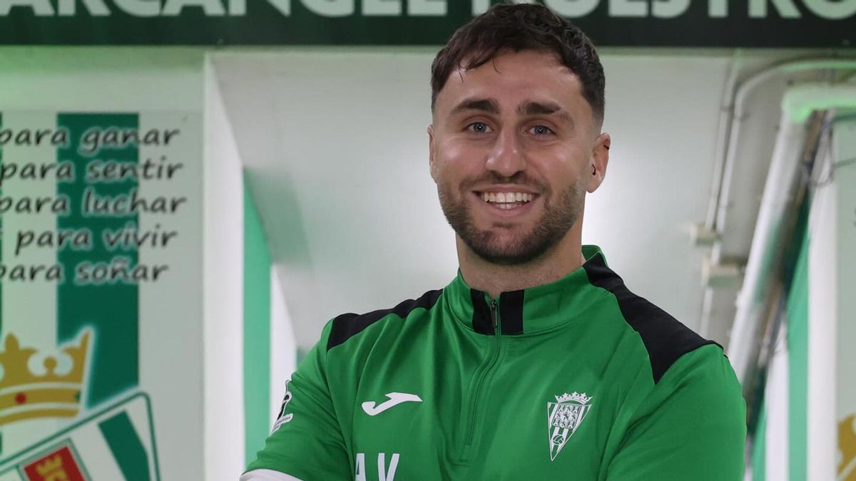 Relevo en la enfermería del Córdoba CF: Adrián Villegas, nuevo readaptador