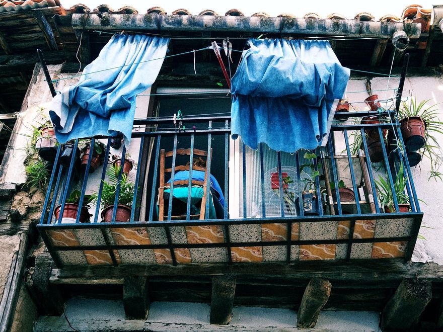 Balcón tradicional en Cabezuela del Valle.