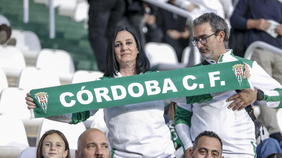 Grada Blanquiverde del Córdoba CF - Real Zaragoza