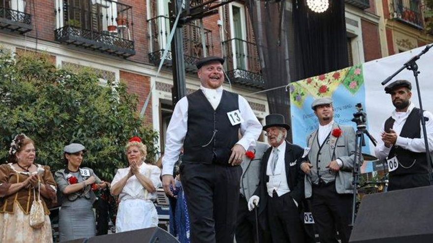 Convertirse en un personaje castizo tiene premio: 300 euros a las mejores caracterizaciones de Madrid
