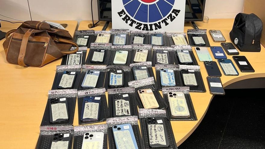 Tres detenidos en Donostia implicados en una trama de robo y receptación de teléfonos móviles de alta gama