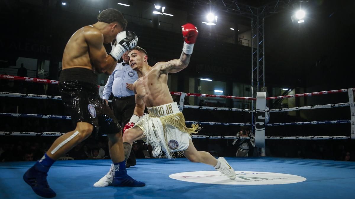 Combate de Rafa Lozano Jr. por el cinturón Iberoamericano