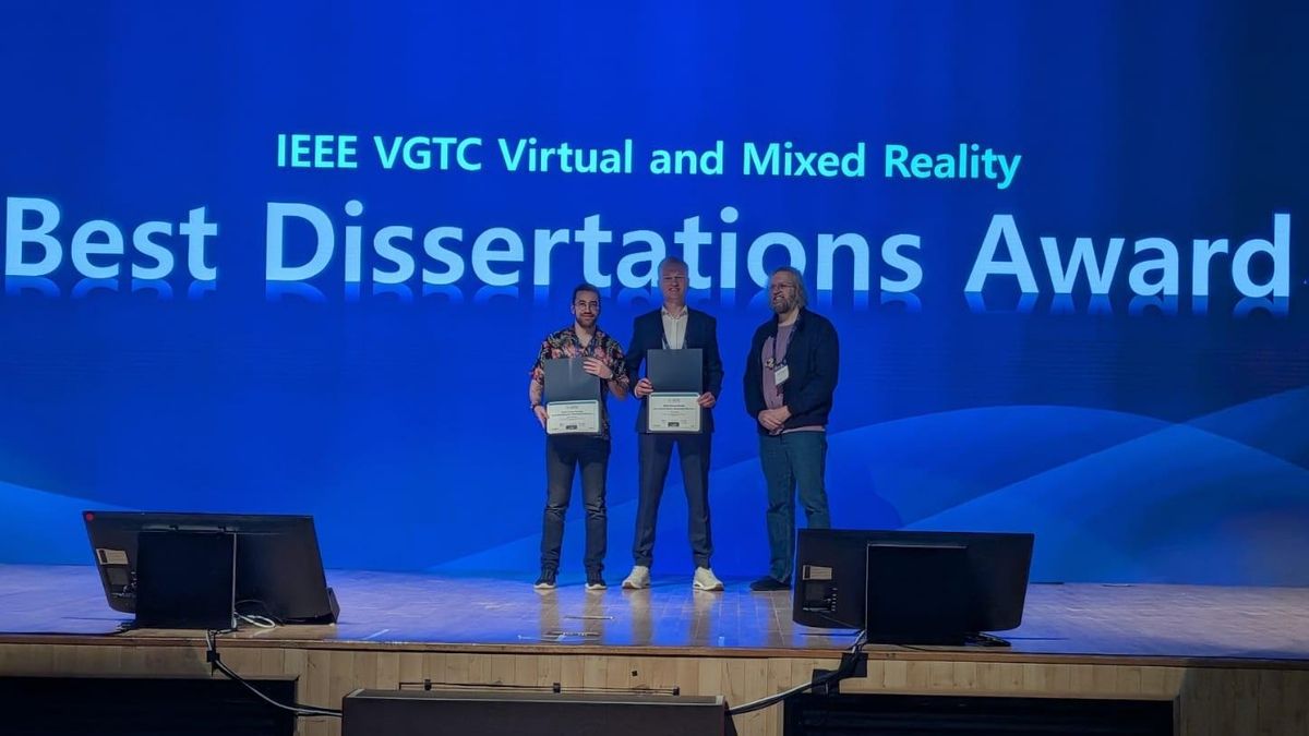 Un joven investigador de Zaragoza, reconocido internacionalmente por su tesis doctoral en realidad virtual