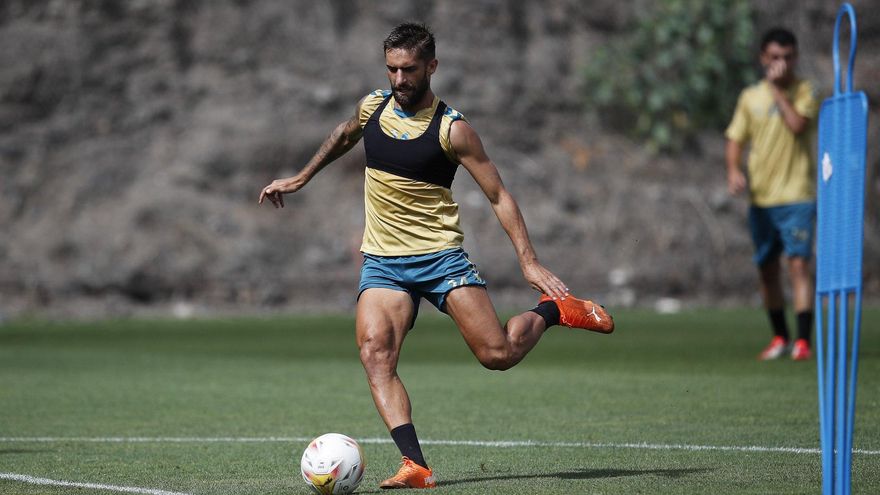 La UD Las Palmas, el equipo que más faltas comete de Segunda