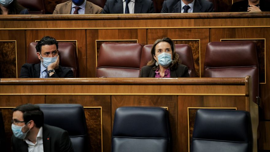 Los escaños vacíos de Pablo Casado y Teodoro García Egea en la sesión del Congreso de este jueves, tras la publicación de informaciones sobre un supuesto espionaje de Génova a Ayuso.