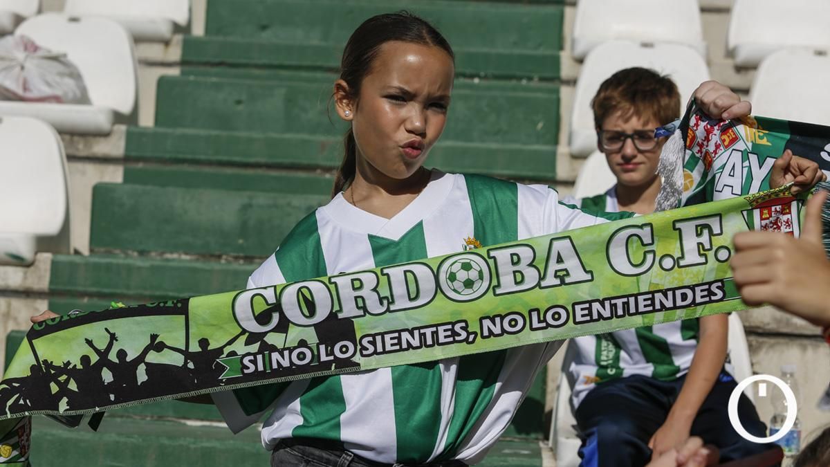 Grada Blanquiverde del Córdoba CF - CD Castellón
