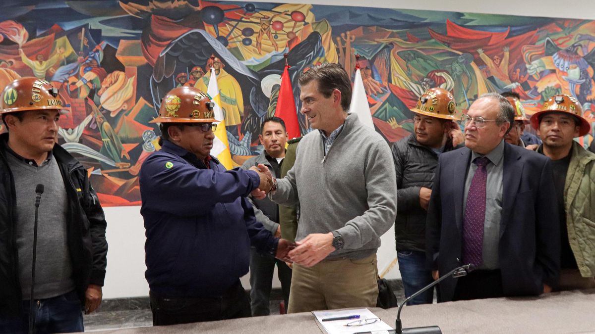 Crece rechazo al acuerdo entre presidente Paz y cooperativas mineras que pone en riesgo áreas protegidas de Bolivia