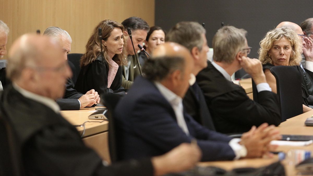 Acusados y abogados de la defensa en el caso Emalsa.