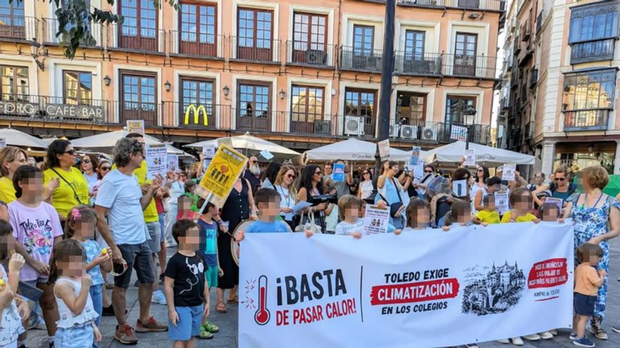 El calor no da tregua en las aulas de Toledo y arrecian las protestas de padres y alumnos: "Climatizar no es un lujo"