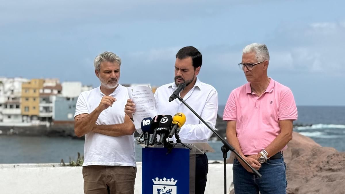 Puerto de la Cruz asegura una calidad del agua "excelente" en Playa Jardín, pese a una muestra "discordante" aislada