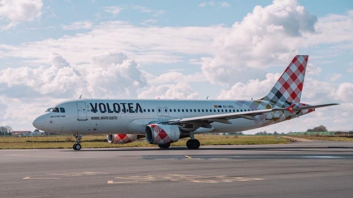 Archivo - Un avión de Volotea en una imagen de archivo