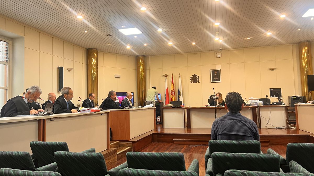 Audiencia preliminar por el incendio del garaje del Alisal.