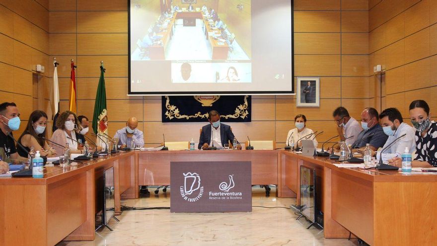 Dimite el presidente del Cabildo de Fuerteventura ante una inminente moción de censura