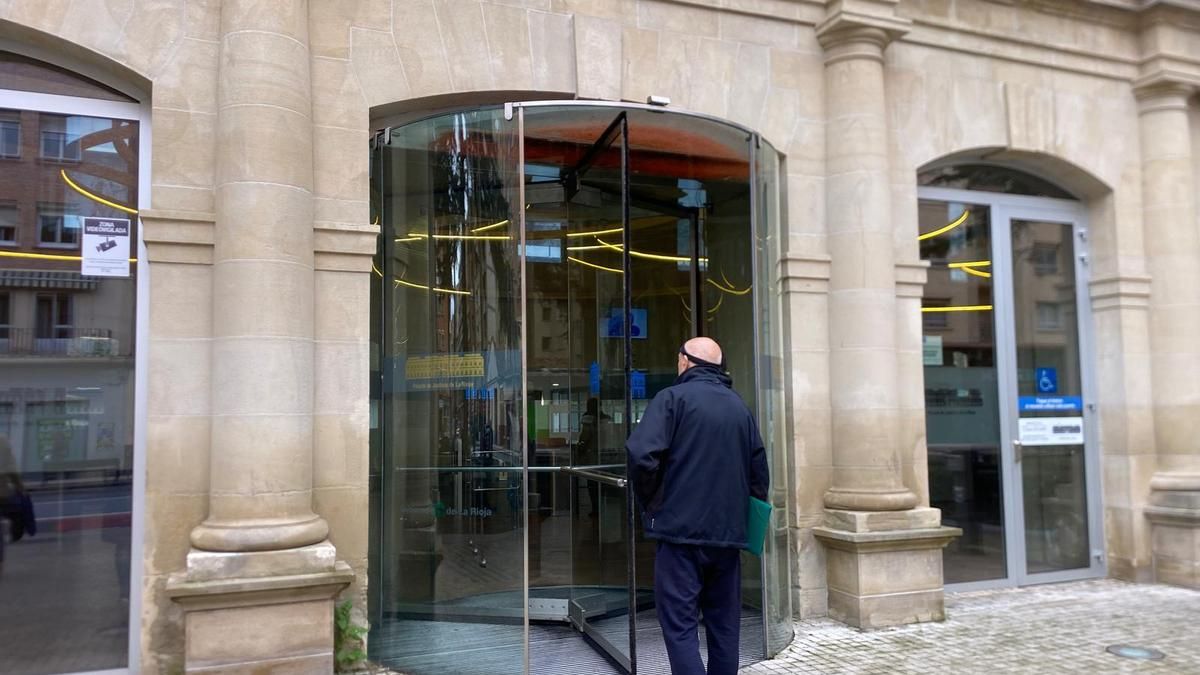 Una treintena de hombres admiten abusos sexuales online a un menor: el administrador de la página web irá a juicio