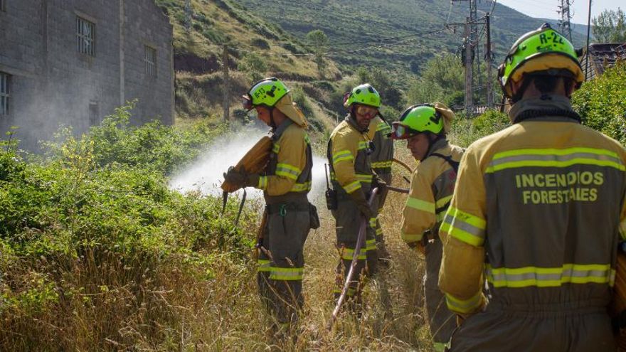 La Rioja contra el fuego en verano: 300 profesionales y un nuevo retén en Viniegra de Abajo