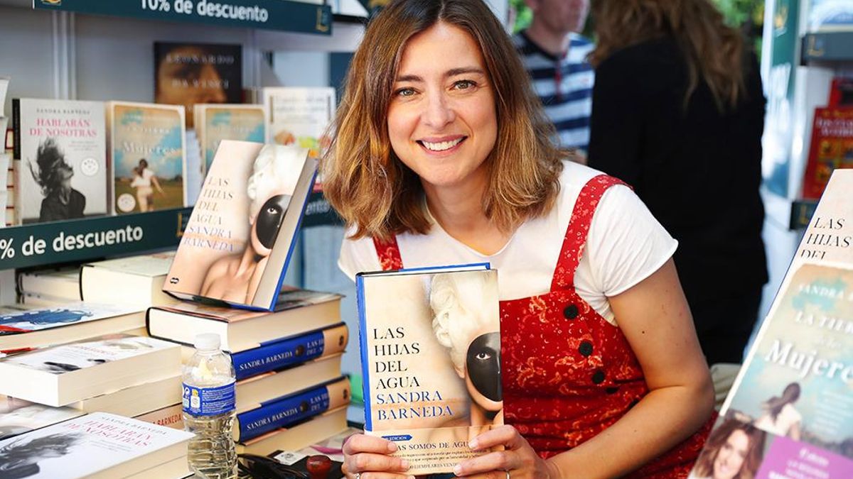 Los televisivos que este fin de semana han firmado en la Feria del Libro