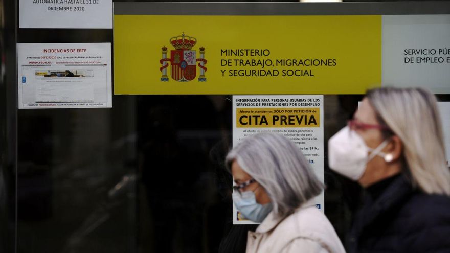 El paro baja en 479 personas en agosto en Navarra y el total de desempleados queda en 30.961