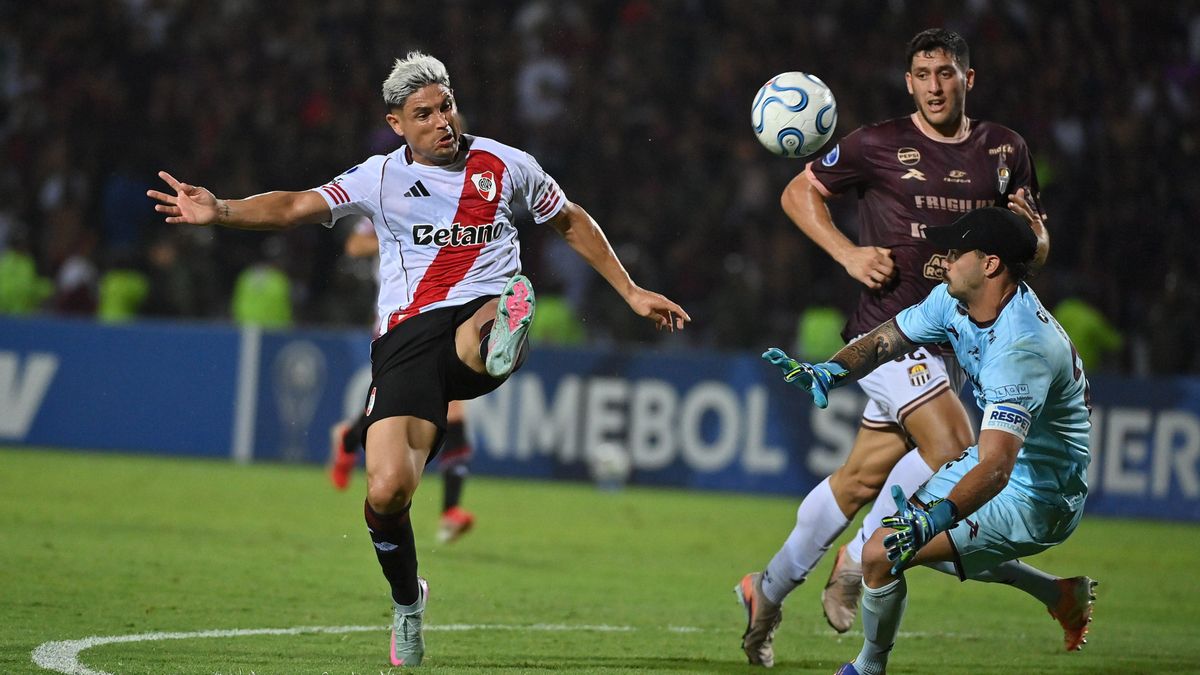 River volvió a jugar mal, pero ganó en Venezuela y se acerca a la clasificación en la Copa Sudamericana