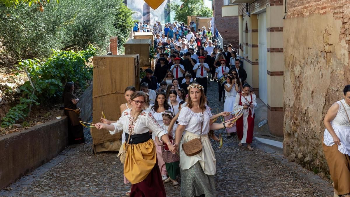 Las imágenes del Mercado del Trato de Ventosa en su primera edición como Fiesta de Interés Turístico Regional