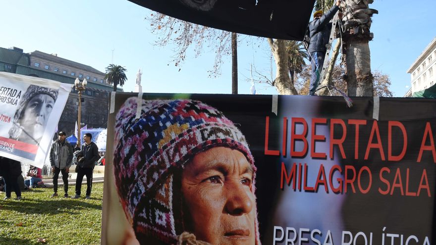 Acampe en Plaza de Mayo en reclamo de la libertad de Milagro Sala
