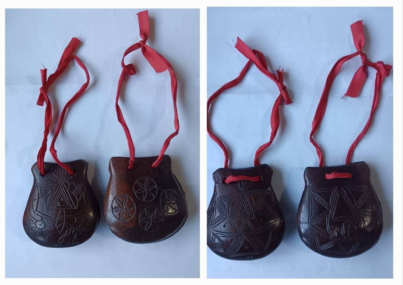 Par de castañuelas palmeras de moral (siglo XIX). Foto: MVH