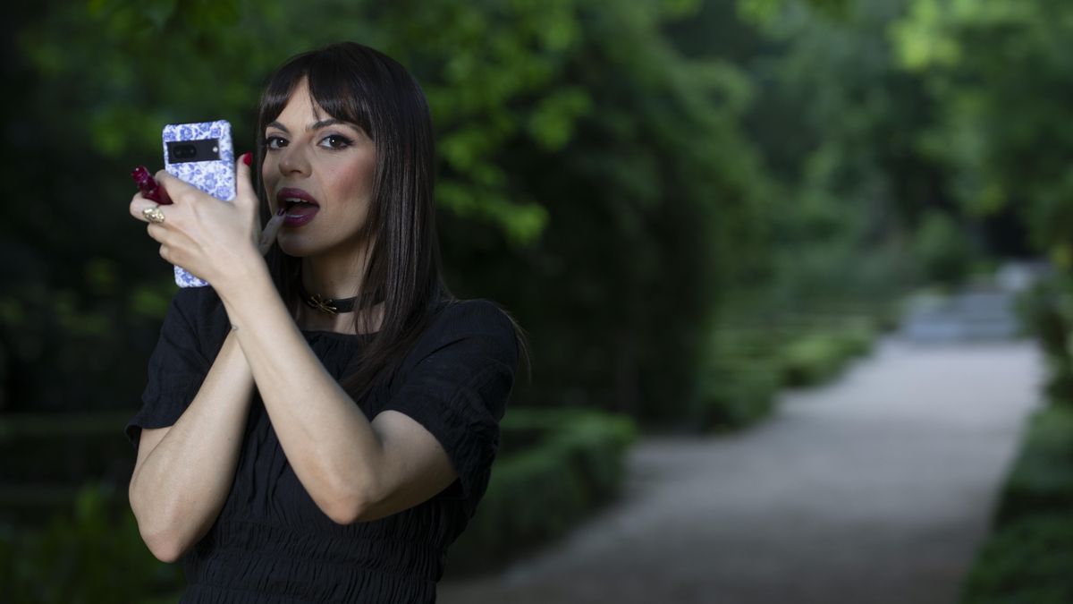 La autora Noemí López Trujillo