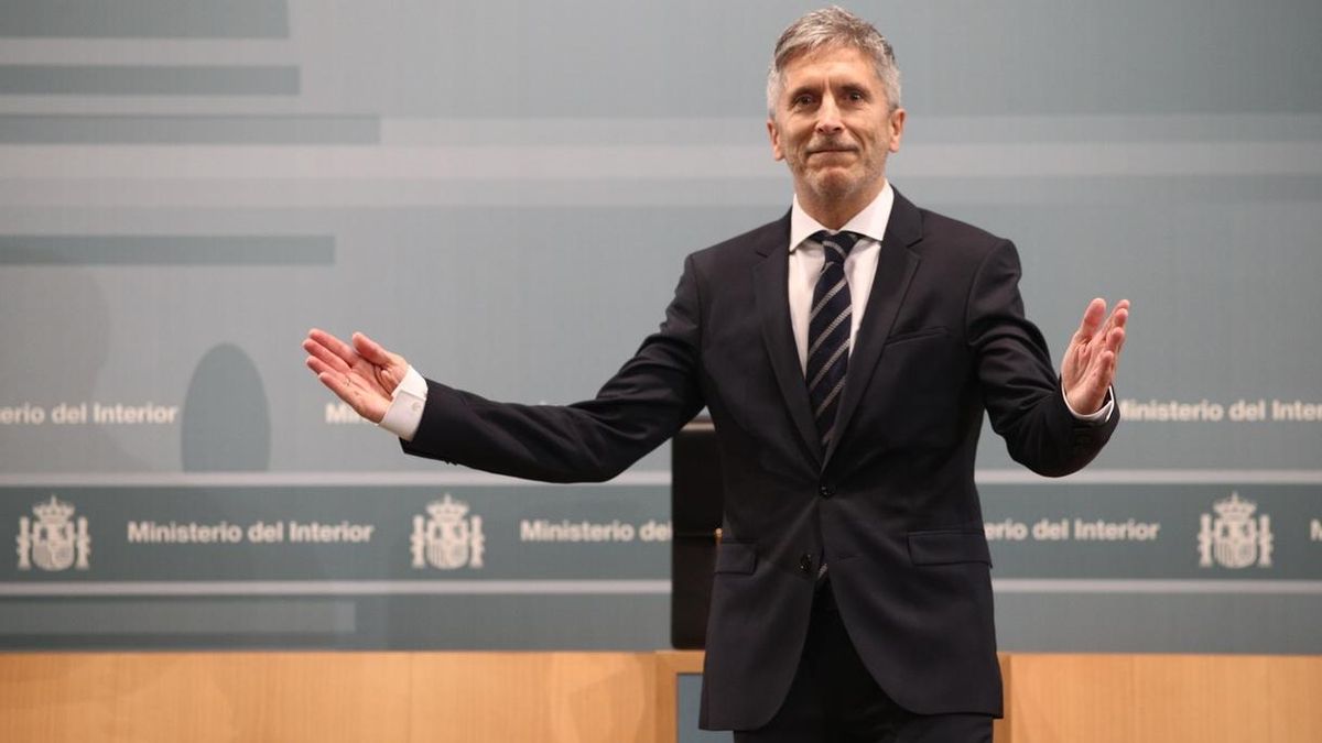 Grande-Marlaska respalda un traslado a prisiones de Cataluña de los líderes independentistas si así lo autoriza el juez