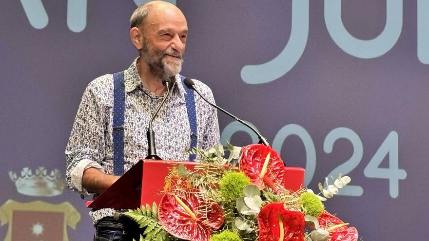 El humorista Javier Cansado anuncia que tiene cáncer y que se retira "varios meses"