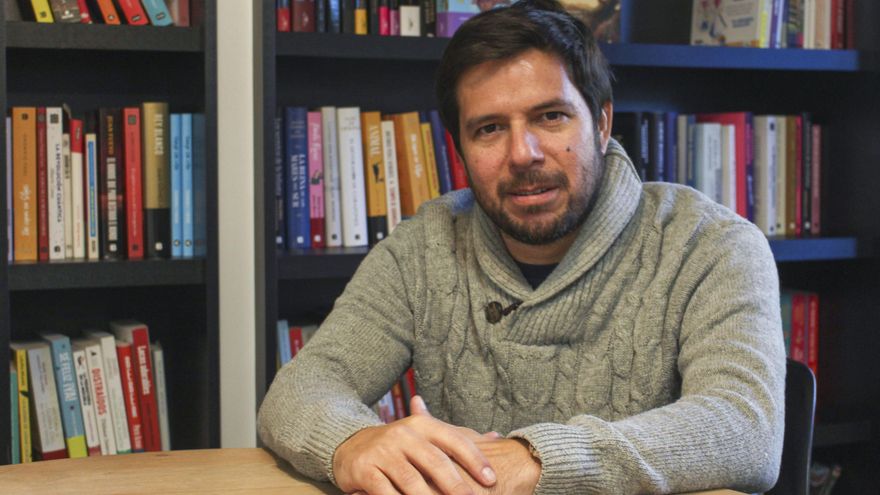 Renato Cisneros lleva a España 'El mundo que vimos arder', una obra "trágicamente actual"