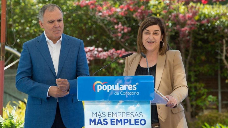 Vidal de la Peña y María José Sáenz de Buruaga en una foto de archivo.