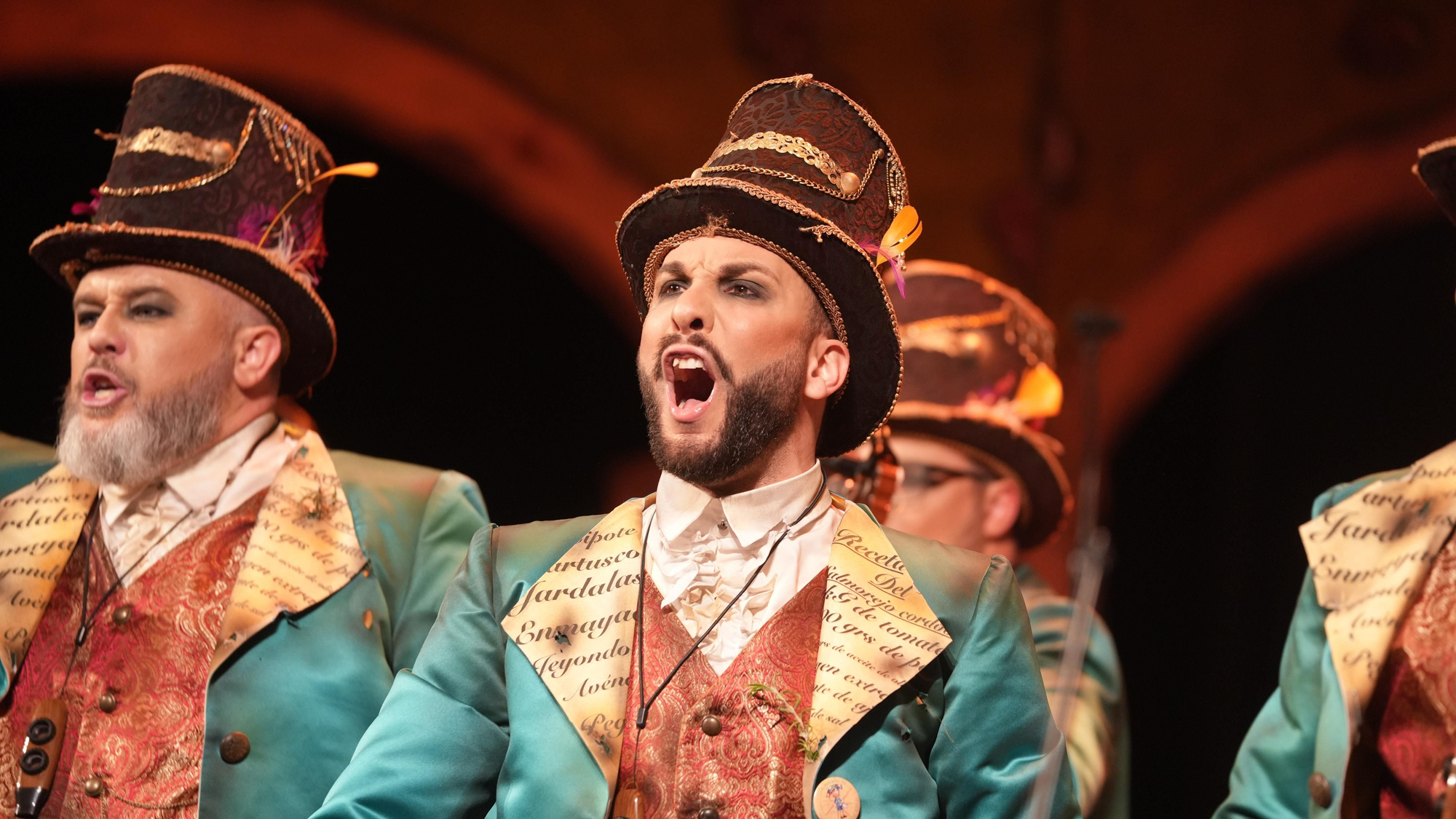 Comparsa 'Los Bienvestíos'