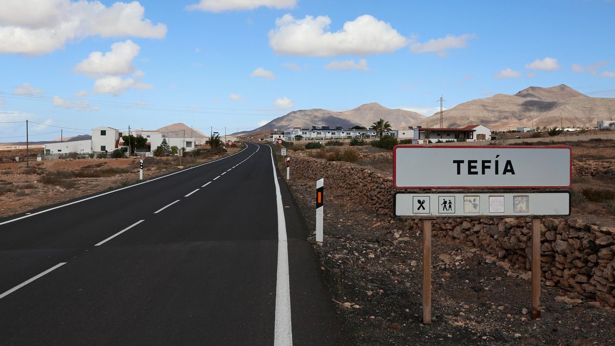 Entrada al pueblo de Tefía.