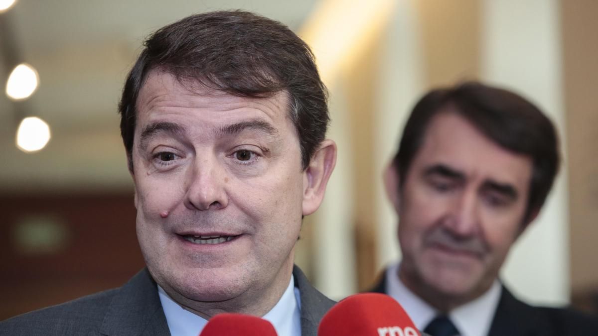 La oposición carga contra Mañueco y Quiñones tras la investigación de la Fiscalía por los incendios forestales