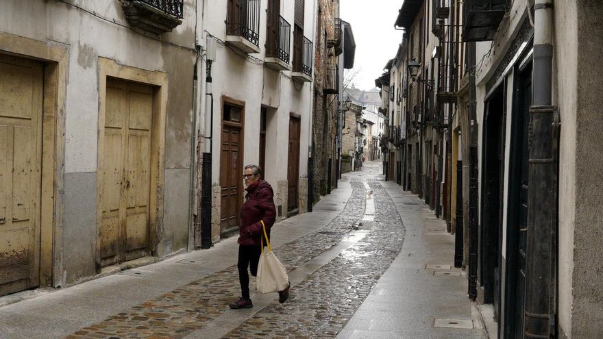 Fractura en el equipo de Gobierno de Villafranca del Bierzo al aprobar la peatonalización de la calle del Agua