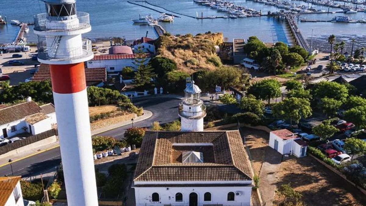 Fue en 1976 cuando el primer faro dejó de funcionar por completo, coincidiendo con la puesta en marcha de la nueva señal