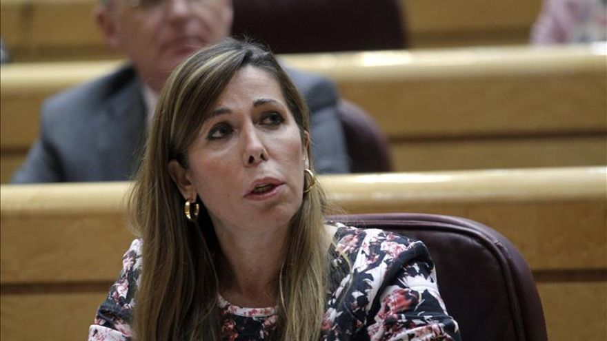 Sánchez Camacho destaca el compromiso de Suárez con la democracia y con España