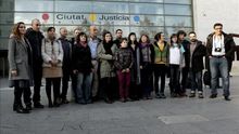 Los activistas deberán pagar una cantidad menor por daños materiales.