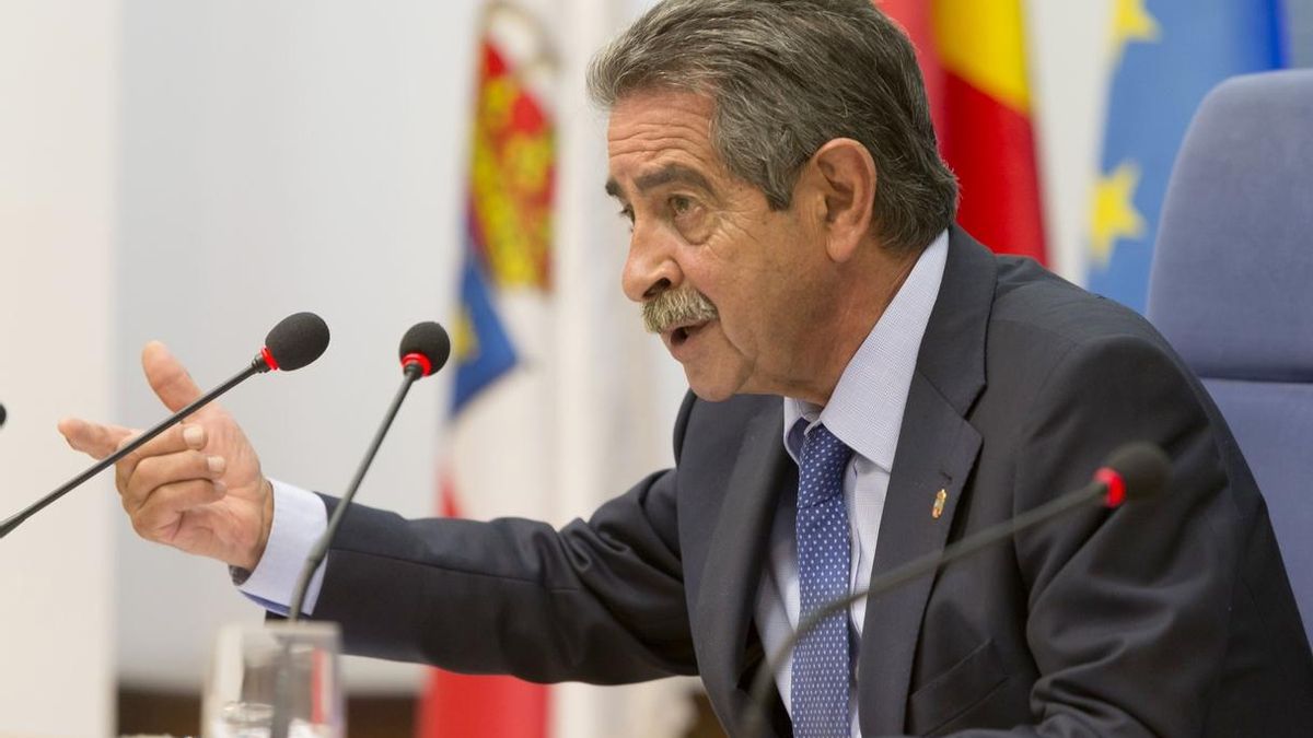 Revilla acusa a Rajoy de "ningunear" a Cantabria.