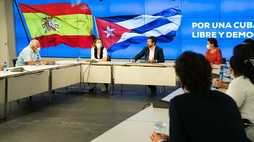 Cuba, frente a Hungría o Colombia: los difíciles equilibrios de Casado en política internacional