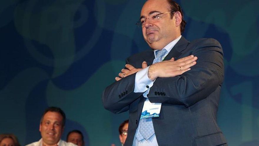 Sebastián Pérez, exlíder del PP en Granada, maniobra contra su partido para dar al PSOE la alcaldía y quitársela a Cs