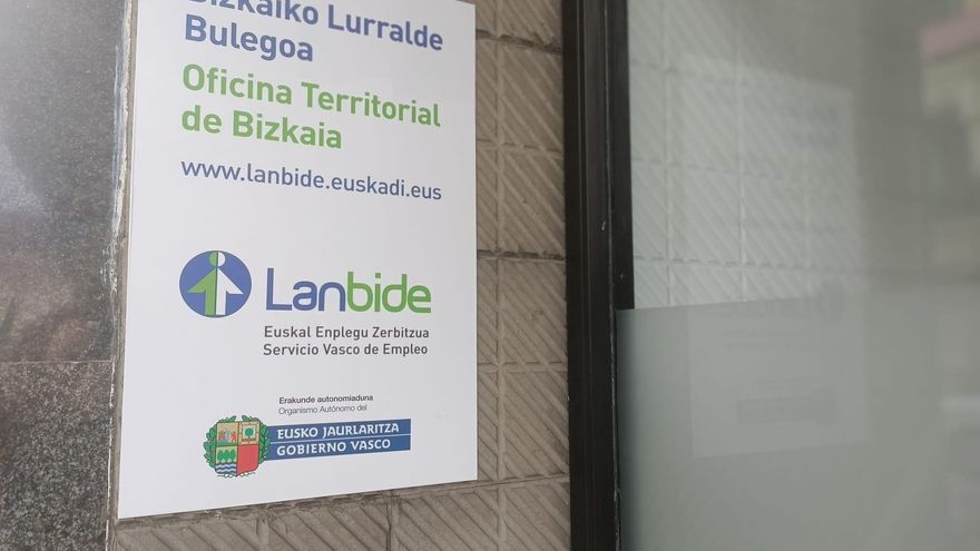 Euskadi gana 4.561 afiliados a la Seguridad Social en marzo, pero el paro sube hasta los 111.471 desempleados