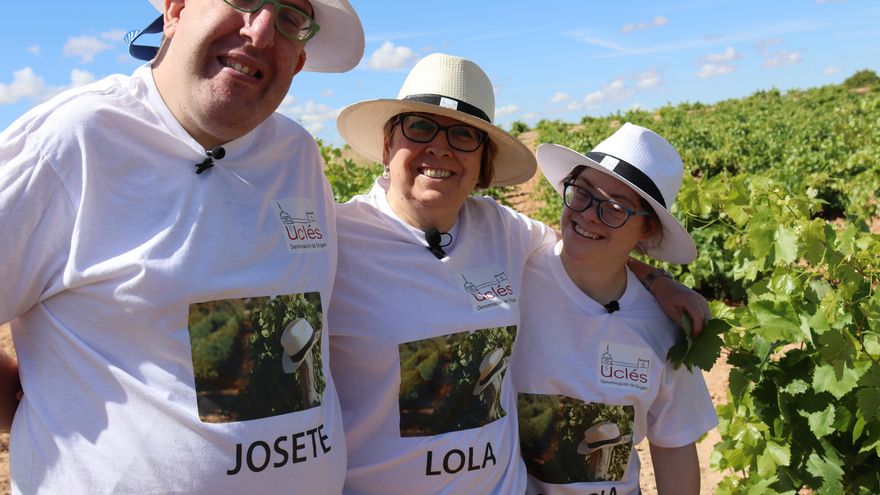 Los actores de 'Campeones' promocionan los alimentos de las Denominaciones de Origen de Cuenca