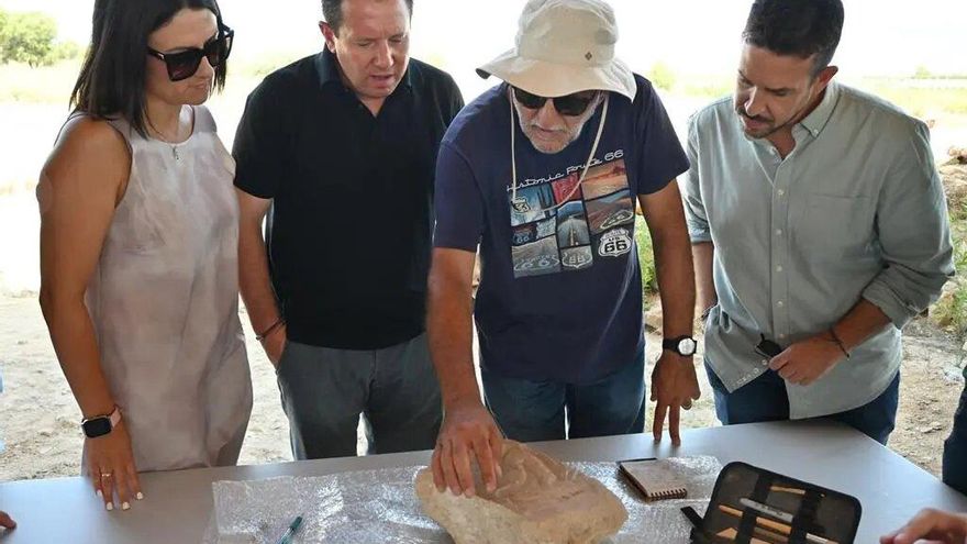 Hallada una nueva pieza arqueológica en la villa romana de Los Villaricos de Mula
