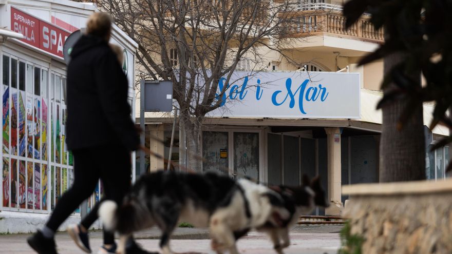 Una mafia de extorsión inmobiliaria y un gerente bajo sospecha: la insólita historia de un hotel 'okupado' de Mallorca