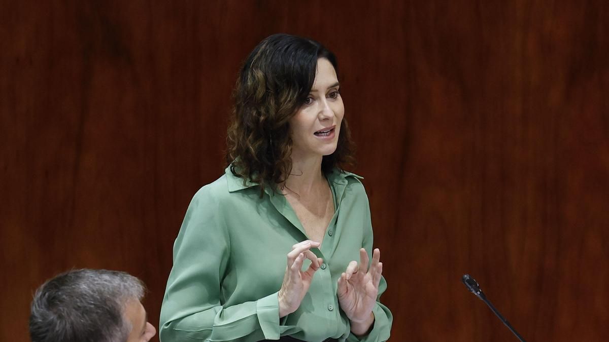 El Gobierno de Ayuso imparte en institutos un taller sobre "el pasado y presente" de ETA