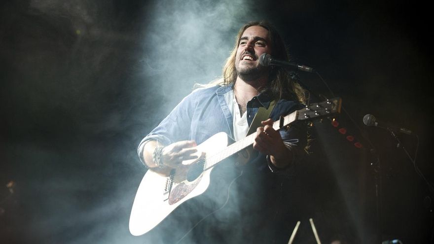 Andrés Suárez, músico: "No soy una máquina que reproduce canciones: tengo ideas y el cantautor siempre fue el transmisor del pueblo"