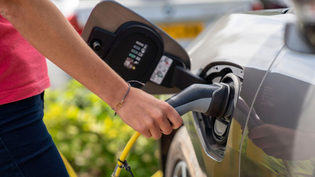 ICE Vehicle Production to Drop Below 50% by 2030