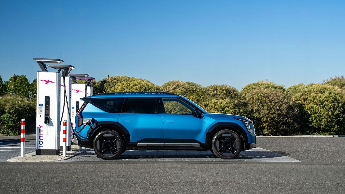 El coche eléctrico contamina un 73% menos que el de combustión en su ciclo completo de vida