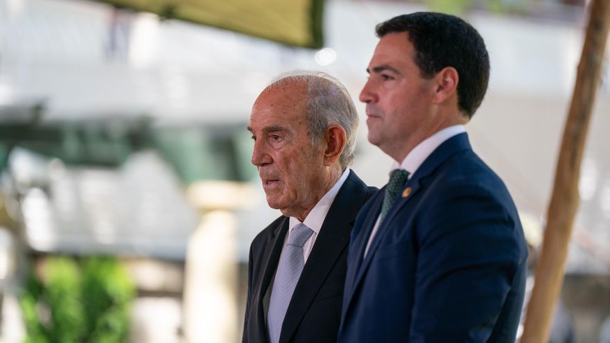 Euskadi rinde un solemne homenaje 45 años después a su primer lehendakari en democracia, Carlos Garaikoetxea